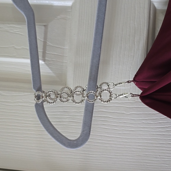 BOLD ELEMENTS BRAND WOMEN'S BURGUNDY LONG SLEEVE OFF THE SHOULDER TOP SIZE LARGE - Picture 4 of 16